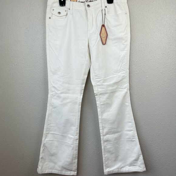 NWT Arizona Jeans Company Wilderness Lodge White Corduroy Pants Size 11 - Picture 1 of 7